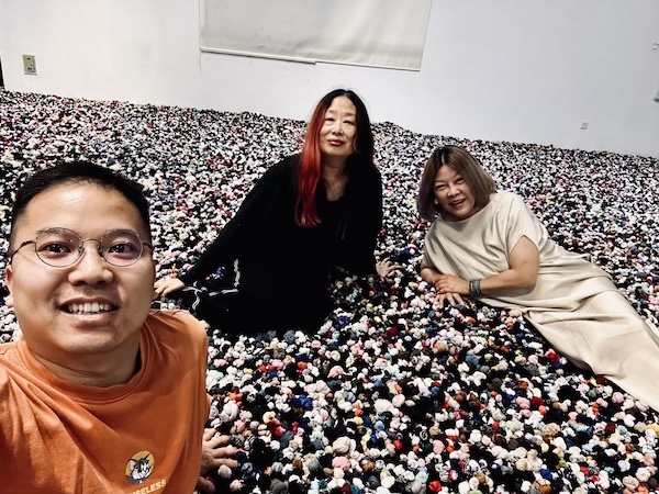 答应父母以后每年春天和秋天回来看看，去年我做到了。今年春天，我又踏上回家的旅程。2024年4月1日从悉尼飞杭州，4月17日从杭州飞北京，5月15日从北京飞杭州，5月31日从杭州飞悉尼。整整二个月，北京呆一个月，杭州呆一个月。